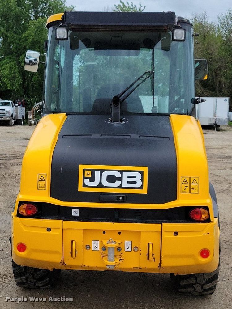 image for item DG0631 2022 JCB 407 wheel loader