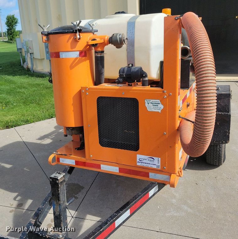 image for item DG0634 2006 Ring-O-Matic 275 vacuum excavator