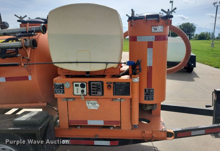 image for item DG0634 2006 Ring-O-Matic 275 vacuum excavator