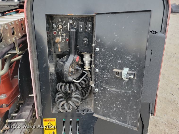 image for item DG0635 2014 Ditch Witch JT20 directional boring unit with trailer