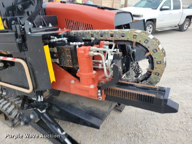 image for item DG0635 2014 Ditch Witch JT20 directional boring unit with trailer