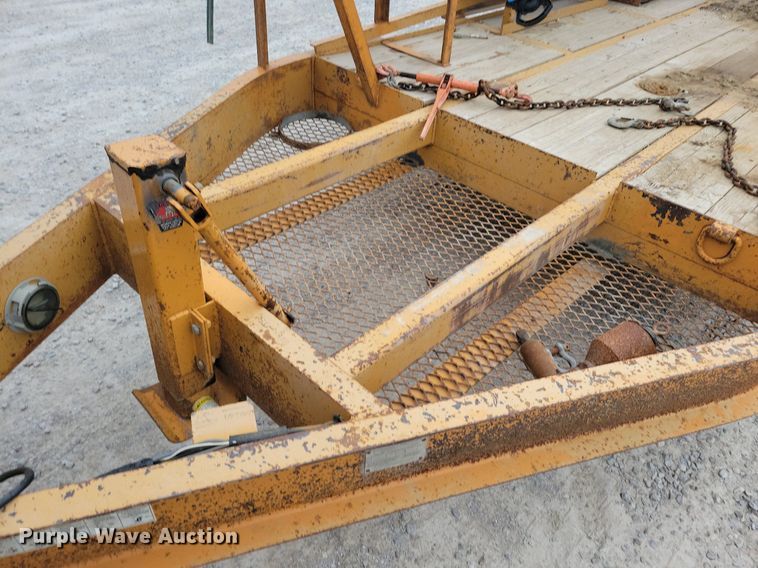 image for item DG0635 2014 Ditch Witch JT20 directional boring unit with trailer