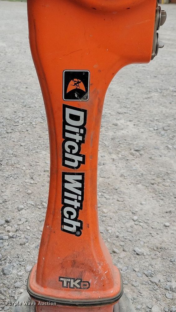 image for item DG0635 2014 Ditch Witch JT20 directional boring unit with trailer