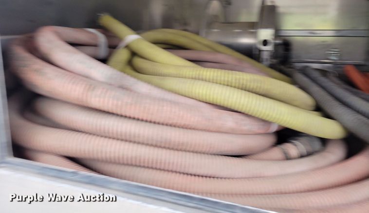 image for item DG0635 2014 Ditch Witch JT20 directional boring unit with trailer