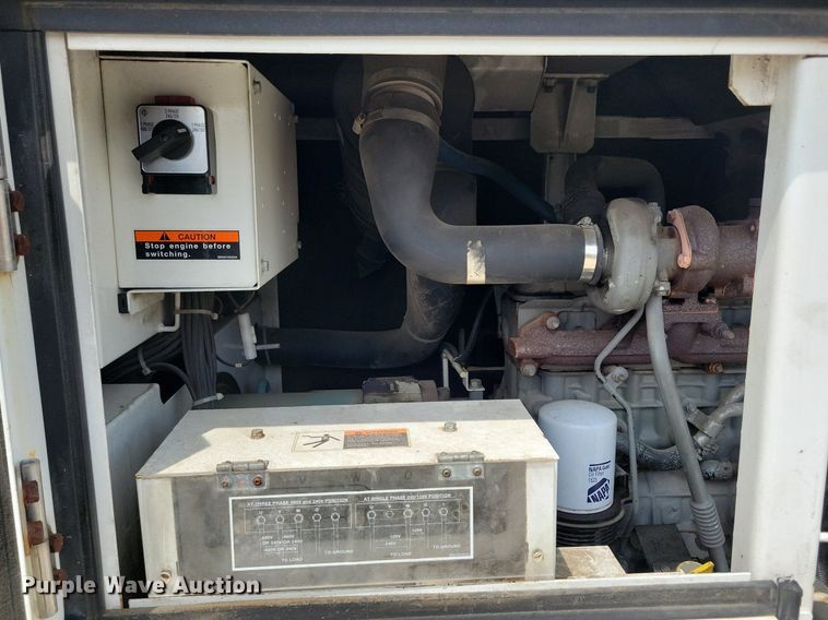 image for item DG0636 Whisperwatt DCA-45USI generator