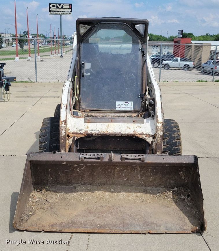 image for item DG0638 2000 Bobcat 773 skid steer loader