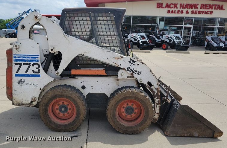 image for item DG0638 2000 Bobcat 773 skid steer loader