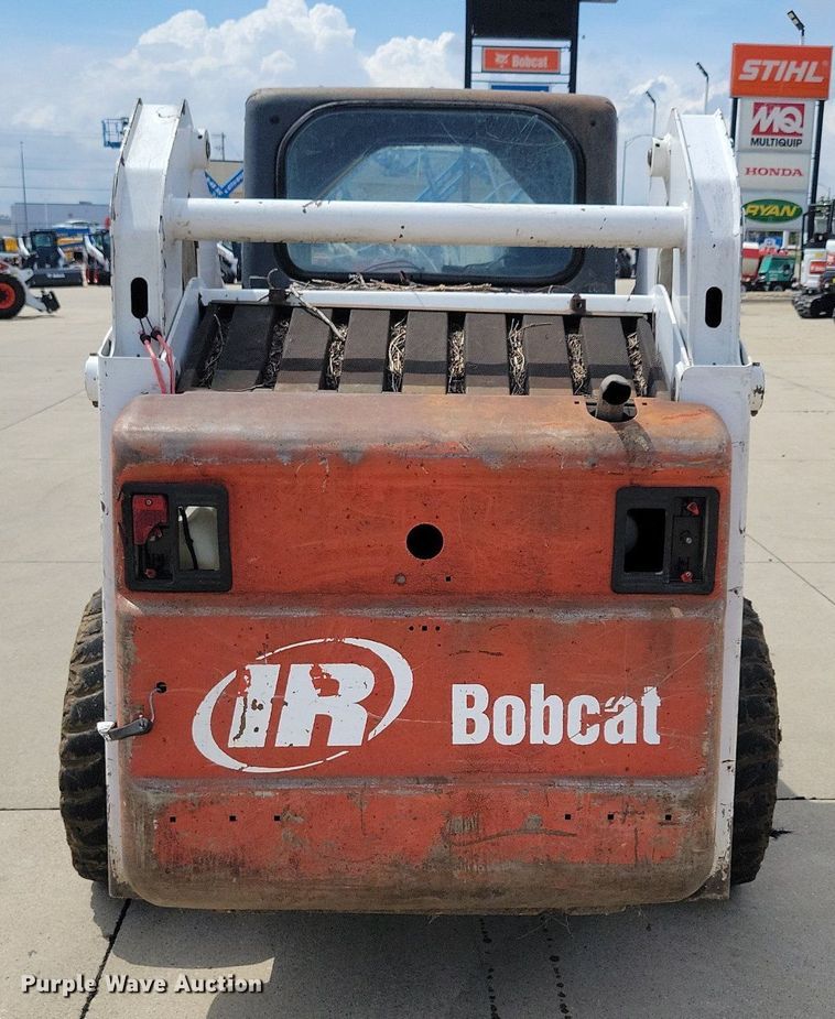image for item DG0638 2000 Bobcat 773 skid steer loader