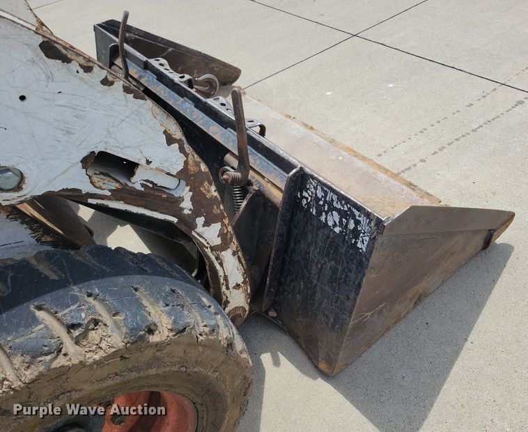 image for item DG0638 2000 Bobcat 773 skid steer loader