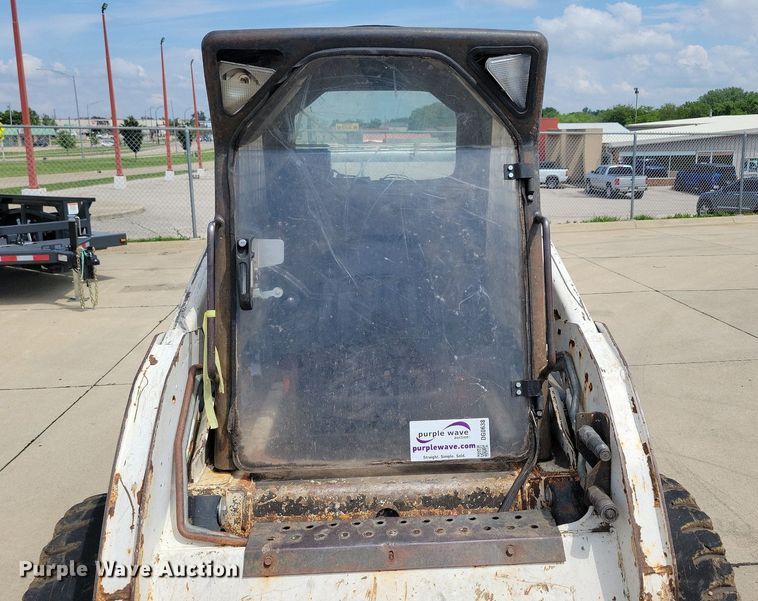 image for item DG0638 2000 Bobcat 773 skid steer loader