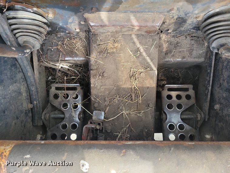 image for item DG0638 2000 Bobcat 773 skid steer loader