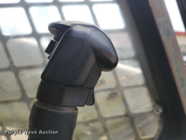 image for item DG0638 2000 Bobcat 773 skid steer loader