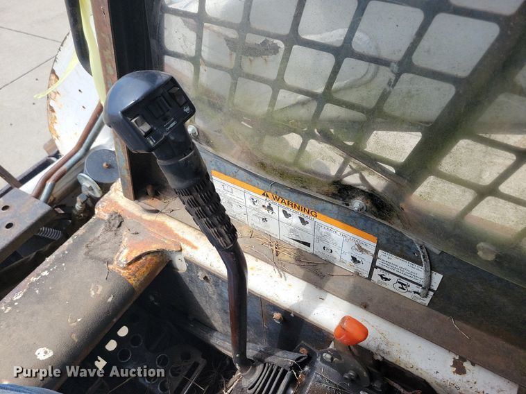 image for item DG0638 2000 Bobcat 773 skid steer loader