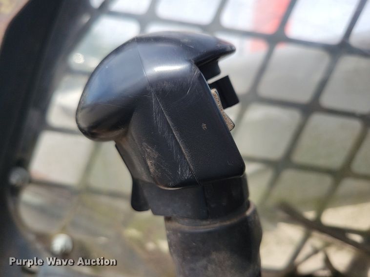 image for item DG0638 2000 Bobcat 773 skid steer loader