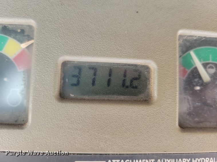 image for item DG0638 2000 Bobcat 773 skid steer loader