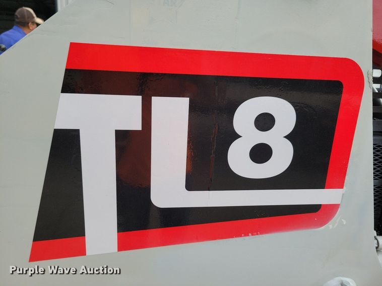 image for item DG0646 2016 Takeuchi TL8 tracked skid steer loader