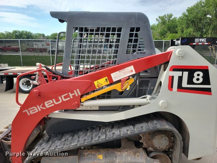 image for item DG0646 2016 Takeuchi TL8 tracked skid steer loader