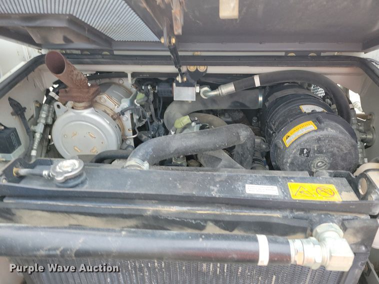 image for item DG0646 2016 Takeuchi TL8 tracked skid steer loader