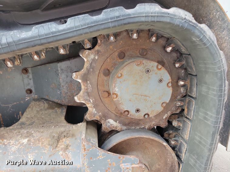 image for item DG0646 2016 Takeuchi TL8 tracked skid steer loader