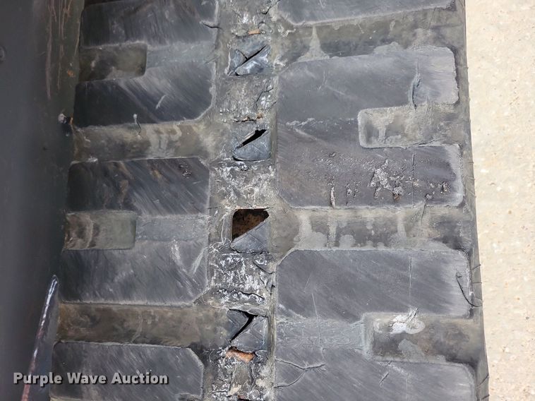 image for item DG0646 2016 Takeuchi TL8 tracked skid steer loader