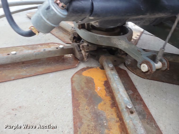 image for item DG0647 2015 Wacker Neuson CRT 48 DSS power trowel