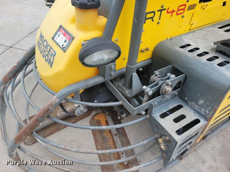 image for item DG0647 2015 Wacker Neuson CRT 48 DSS power trowel