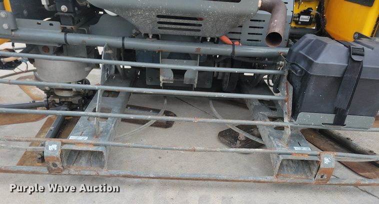 image for item DG0647 2015 Wacker Neuson CRT 48 DSS power trowel