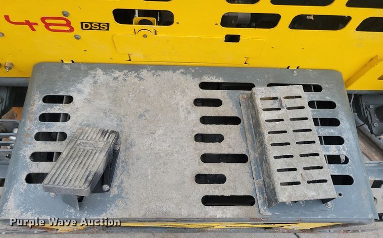 image for item DG0647 2015 Wacker Neuson CRT 48 DSS power trowel