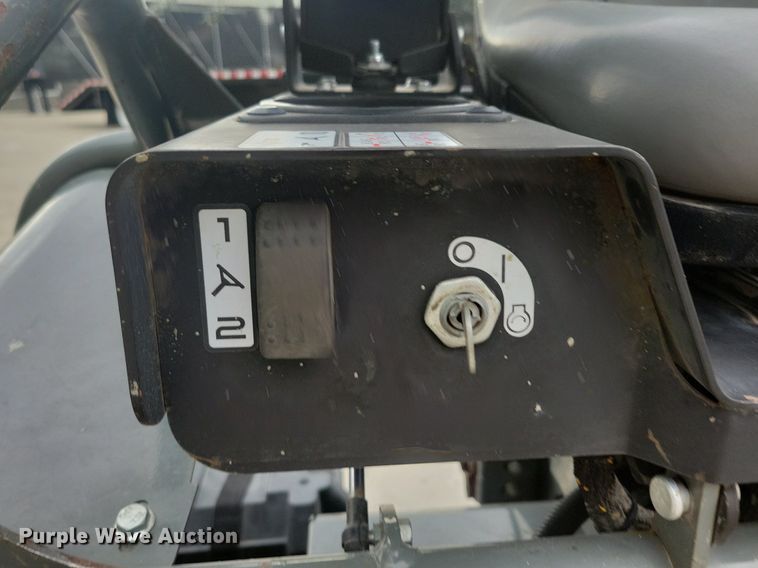 image for item DG0647 2015 Wacker Neuson CRT 48 DSS power trowel