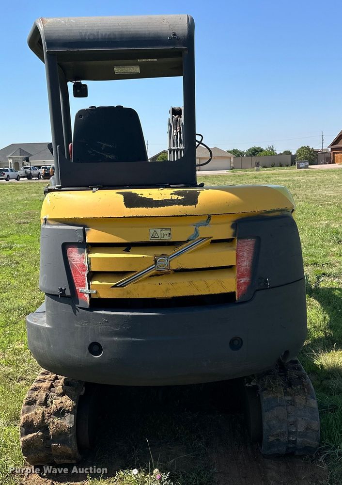 image for item DG4423 2011 Volvo EC35C mini excavator