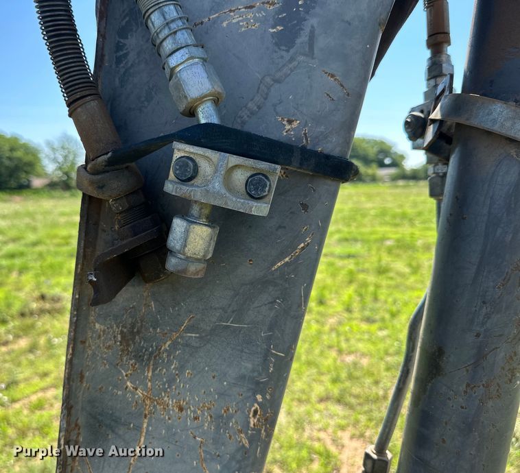 image for item DG4423 2011 Volvo EC35C mini excavator