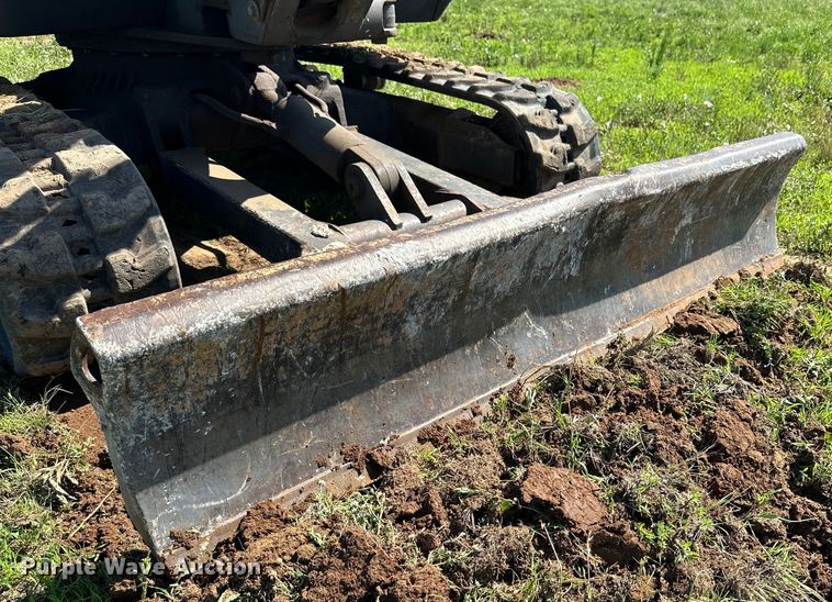 image for item DG4423 2011 Volvo EC35C mini excavator