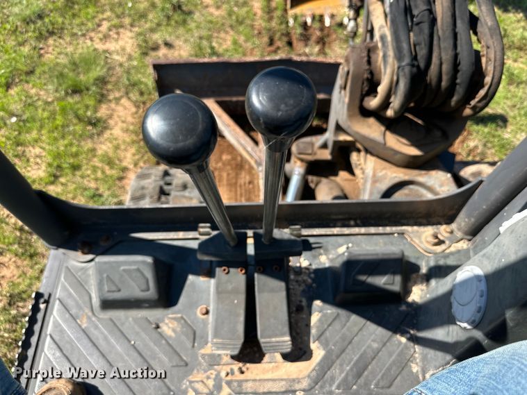 image for item DG4423 2011 Volvo EC35C mini excavator