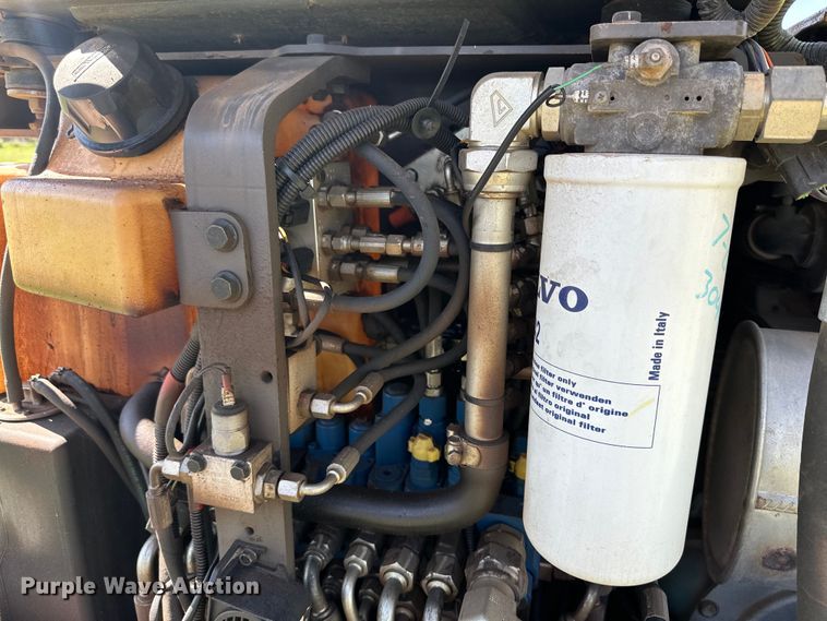 image for item DG4423 2011 Volvo EC35C mini excavator