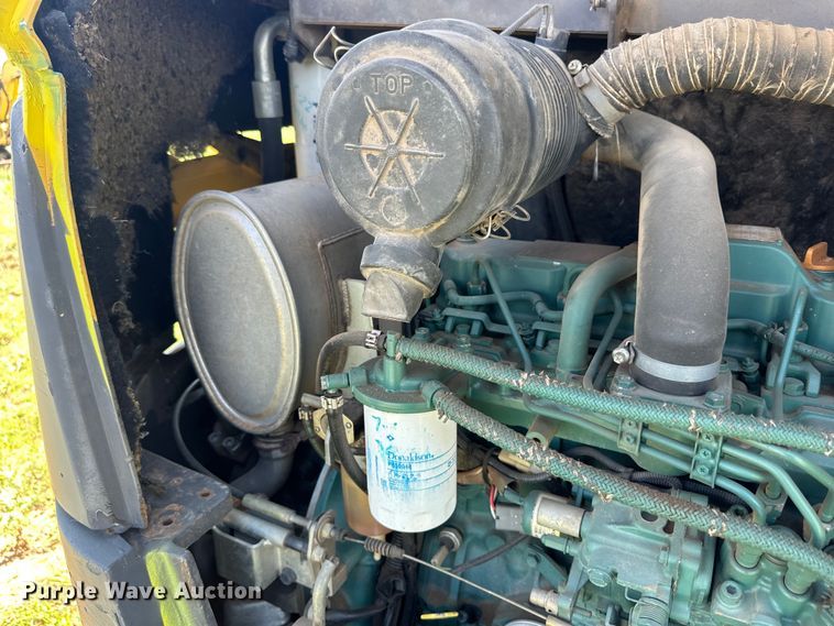 image for item DG4423 2011 Volvo EC35C mini excavator