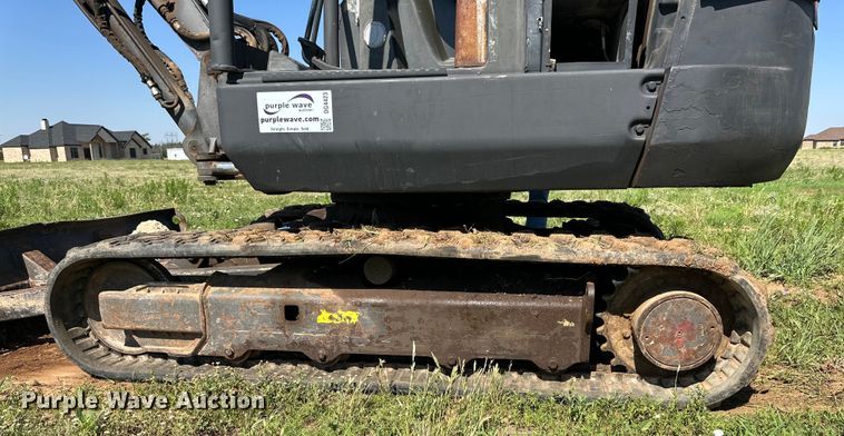 image for item DG4423 2011 Volvo EC35C mini excavator