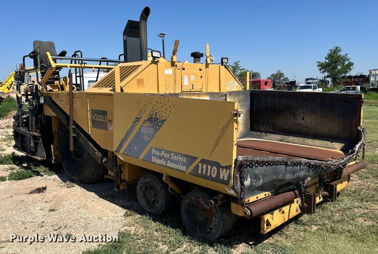 image for item DK6647 2000 Champion 1110W paver