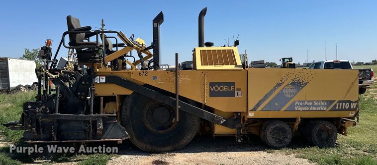 image for item DK6647 2000 Champion 1110W paver