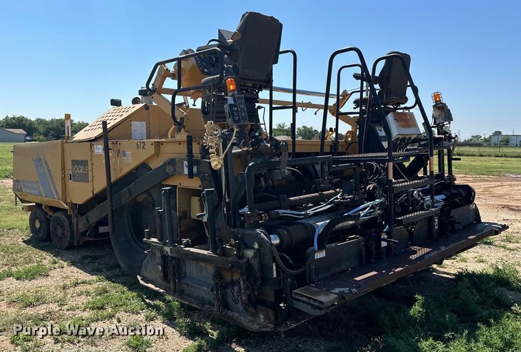 image for item DK6647 2000 Champion 1110W paver