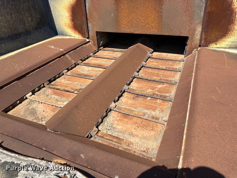 image for item DK6647 2000 Champion 1110W paver