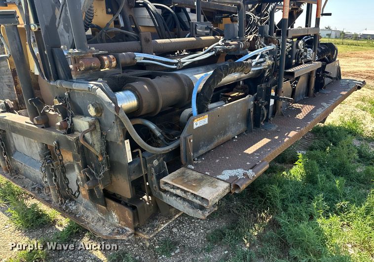 image for item DK6647 2000 Champion 1110W paver