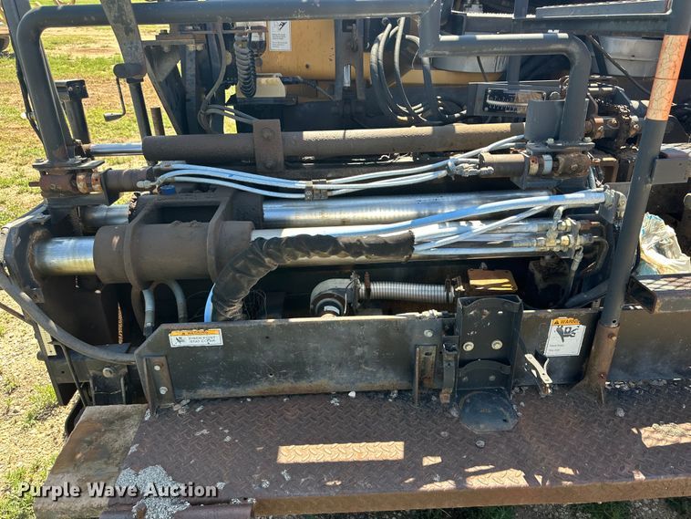 image for item DK6647 2000 Champion 1110W paver