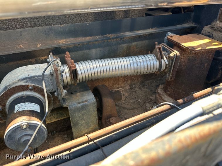 image for item DK6647 2000 Champion 1110W paver