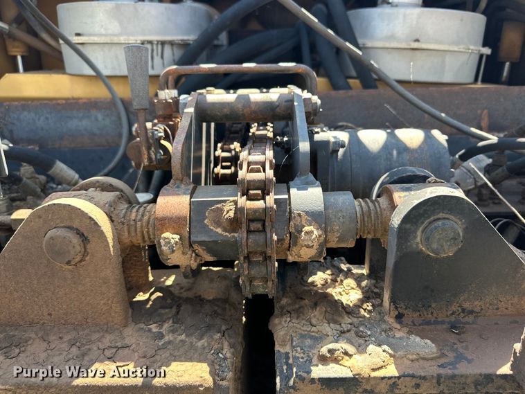 image for item DK6647 2000 Champion 1110W paver