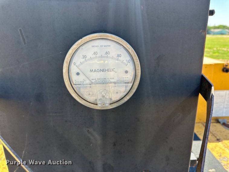 image for item DK6647 2000 Champion 1110W paver