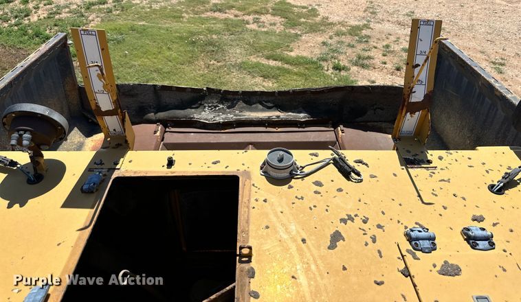 image for item DK6647 2000 Champion 1110W paver