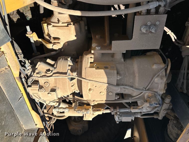 image for item DK6647 2000 Champion 1110W paver