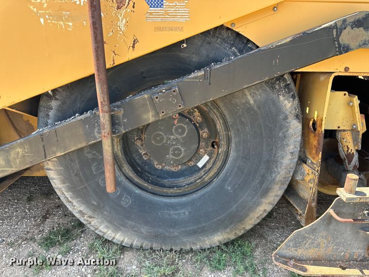 image for item DK6647 2000 Champion 1110W paver