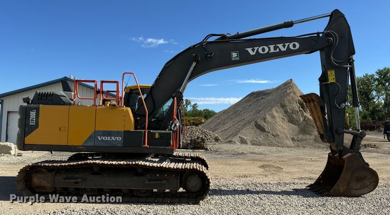 image for item DL4415 2019 Volvo EC200EL excavator