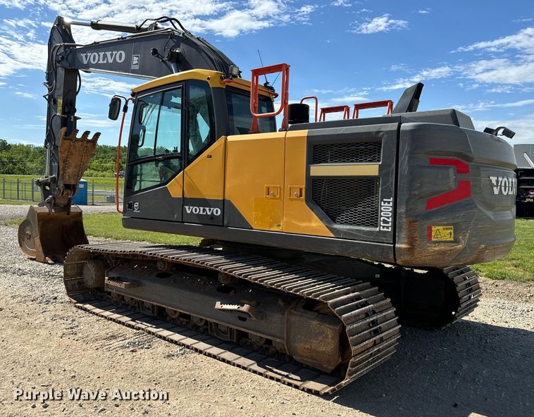 image for item DL4415 2019 Volvo EC200EL excavator